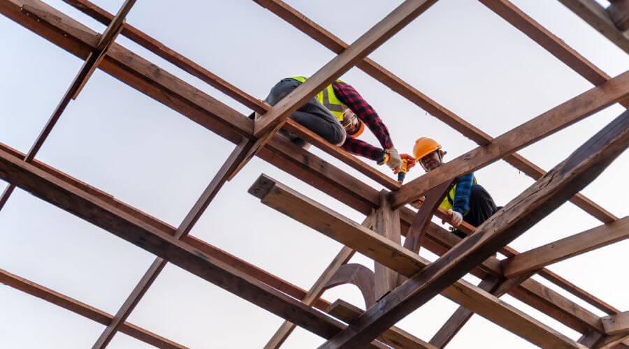 Professional gutter cleaning services in South Plains, TX